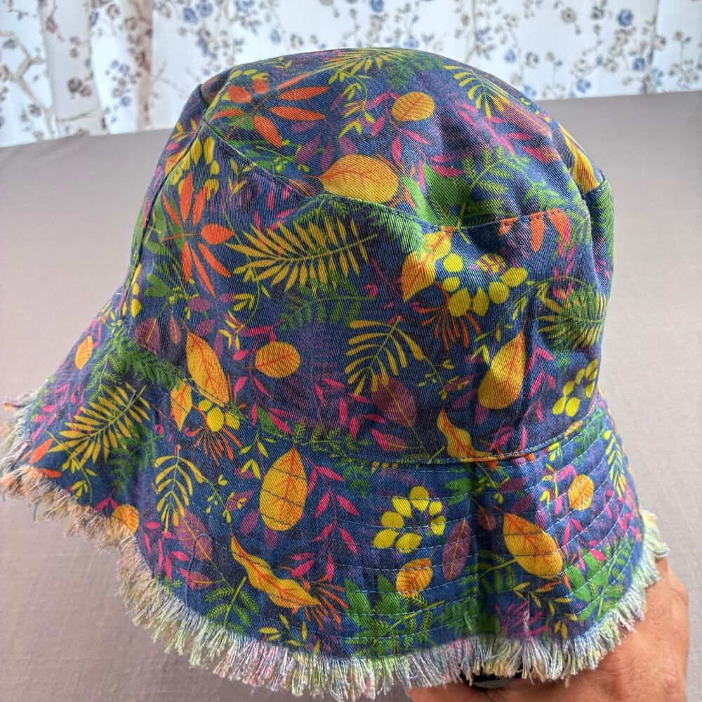 Little Brownie Tropical Floral Bucket Hat Frayed Brim Women’s NWT - Picture 8 of 10
